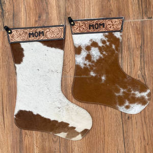 Bas de vacances de Noël de haute qualité faits à la main en cuir de vachette usiné occidental maman décoration de la maison de Noël bas - Product Image 2