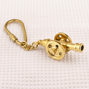 Porte-clés rond en laiton de luxe avec clip et chaîne en métal vintage - Design personnalisable - Product Image 5