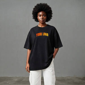T-shirt noir surdimensionné pour femme avec logo personnalisé, manches courtes, col rond, coupe ample, 100% coton jersey respirant avec impression de logo sur toute la surface - Product Image 4