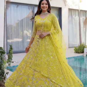 Lahenga Choli Tradicional Vintage para Boda y Fiesta, de Secado Rápido, con Malla Suave y Bordado de Secuencia Codificada, Reciclado - Product Image 1