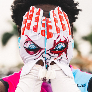 Guantes de Fútbol Americano 7v7 Silicon Joker Clown para Receptor, Alta Calidad, Personalizados, Antideslizantes, con Cierre de Gancho y Bucle en los Dedos - Product Image 6