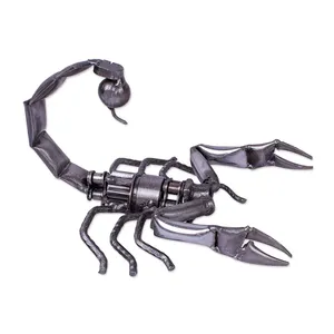 Sculpture décorative en métal faite à la main, pièce maîtresse élégante pour les designers d'intérieur, les architectes, l'hôtellerie, le commerce et la vente au détail - Product Image 2