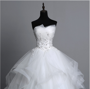 Robe de mariée princesse, col en V, manches bouffantes, broderie perlée, en mousseline et dentelle, coupe trapèze, longueur asymétrique, style classique - Product Image 3