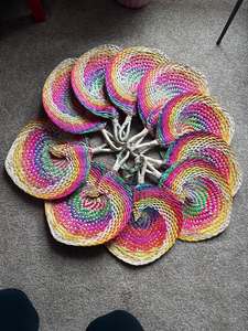 Abanico de Mano Tejido a Mano de Bambú, Arte Folclórico Tradicional Moderno, Forma de Hoja de Palma Colorida, Decoración para el Hogar, Coleccionable - Product Image 2