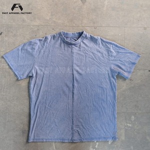 T-shirt homme de haute qualité, effet délavé, confectionné en coton respirant, coutures durables et look vintage élégant. - Product Image 3