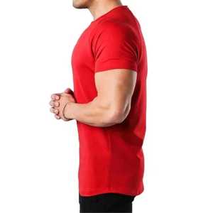 T-shirt rouge à manches courtes et col rond pour homme, coupe oversize, respirant, imprimé en relief, couleur unie, jersey 100% coton, vêtement décontracté - Product Image 2