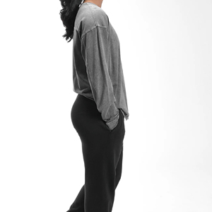 เสื้อยืดทรงหลวมไหล่ตก รุ่นพร้อมส่ง ผ้าถักน้ำหนัก 280 กรัม พิมพ์ลายตัวอักษร ดีไซน์ลิง แบรนด์ Bapees แฟชั่นผู้ชายสุดเทรนดี้ - Product Image 3