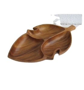 ถาดเสิร์ฟเครื่องครัวไม้ขัดเงาเข้มทำด้วยมืออย่างสวยงามของตกแต่งบ้าน - Product Image 1