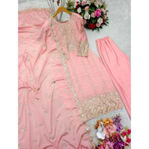 Ensemble haut et dupatta pour femmes de créateur avec broderie lourde et travail de séquence, style pent - Product Image 6