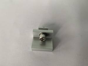 Support de montage solaire fabriqué au Vietnam, pince d'extrémité en aluminium pour système solaire au sol de haute qualité - Product Image 6