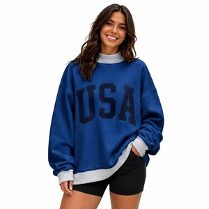 Sweat-shirt à col montant bleu avec impression de logo personnalisée, nouvelle conception, longueur standard, pour femmes. - Product Image 1