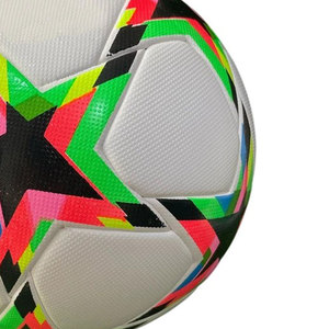 Balones de Fútbol de Talla 5 Oficiales con Diseño Personalizado al por Mayor, Cuero PU de Alta Calidad para Partidos y Entrenamientos - Product Image 3