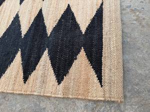 Tapis moderne fait main en chanvre et jute noir, motif géométrique, fibres naturelles, confortable, lavable, durable, écologique - Product Image 2
