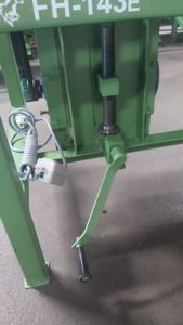 Sierra de Mesa Tayo FH-143E, Capacidad de Corte de 3 Pulgadas, Inclinación de 0-45 Grados, Máquina para Trabajar la Madera, 240V/415V, Vertical - Product Image 4