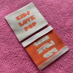 Étiquettes de col tissées recyclées écologiques de haute qualité en tissu damassé épais, pliables d'un côté, lavables, pour sacs de vêtements, découpées au laser - Product Image 2