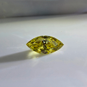 Diamante Cultivado en Laboratorio de 1 Quilate, Corte Marquesa, Color Amarillo Intenso VS1, Certificado IGI, Piedra Suelta Amarillo Brillante - Product Image 4