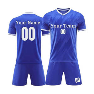 Uniforme de fútbol personalizado, uniforme de fútbol sublimado, conjunto de camiseta de fútbol para clubes, hecho en Pakistán. - Product Image 3