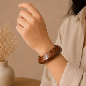 Pulseras de Madera Natural Pulida Hechas a Mano para Mujer, Joyería Apilable de Moda, Venta al Por Mayor - Product Image 1
