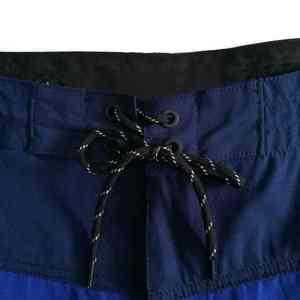 กางเกงขาสั้นออกกำลังกายผู้ชายแบบสั่งตัด ระบายอากาศได้ดี ทรงโอเวอร์ไซส์ สไตล์สตรีทแฟชั่นสำหรับฤดูร้อน - Product Image 4