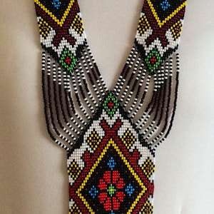 Collar Gerdan Ucraniano Único con Cuentas y Flores de Verano, Collar de Cuentas Tejidas, Collar de Cuentas Ucraniano, Collar de Cuentas Nativas - Product Image 3