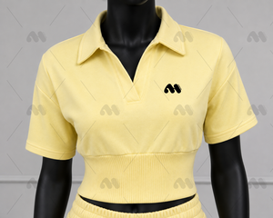 Ensemble décontracté d'été pour femme : crop top polo jaune et short côtelé avec logo brodé - Product Image 3