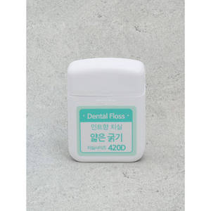 Hilo dental con sabor a menta Espesor Delgado 50m Hilo dental - Product Image 1