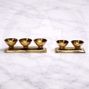 Lámpara de aceite india artesanal de latón antiguo Shankh Chakra Diya, decoración de pared, Pooja Diya para templo y hogar - Product Image 4