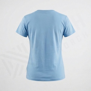 T-shirt pour femmes, design classique à col rond, fabriqué avec un tissu de qualité, coupe confortable, à porter tous les jours, vêtements élégants pour femmes - Product Image 2