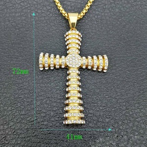 Collar de cruz grande de moissanita gótica de acero inoxidable chapado en oro de 18k, joyería de lujo estilo hip hop - Product Image 3