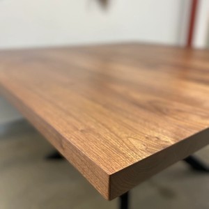 Juego de Mesa de Comedor Moderno de Madera de Mango Sólida, Hecho a Mano, Ecológico, para 4 Personas, Cuadrado, Acabado Miel, Estilo Industrial - Product Image 3