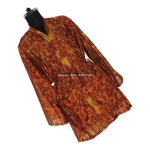 KS010 Kimono Vintage de Seda con Manga Corta, Estilo Sari, Vestido Corto Bohemio, Kimono Vintage, Vestido Corto de Dama de Honor, Estilo Bohemio - Product Image 1