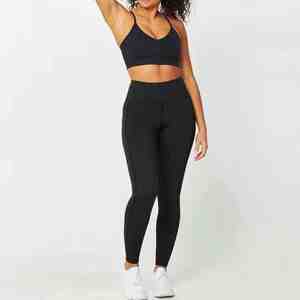 Ensemble de sport 2 pièces personnalisé pour femme : soutien-gorge de sport dos nu et short de cyclisme taille haute – Tenue de yoga pour femme - Product Image 1