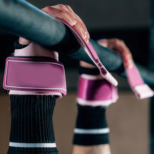 Protector de Palma para Gimnasia, Guantes Deportivos de Fibra de Cuero con 3 Orificios para Dedos - Product Image 1