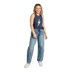 Venta a granel Camiseta sin mangas para mujer Tejido de punto ligero suave Cuello redondo Logotipo personalizado Color Blusa de ajuste informal - Product Image 5