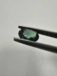 Saphir vert turquoise naturel certifié IGI, taille ovale, pierre précieuse extraite de la terre, qualité supérieure, en vrac pour la fabrication de bijoux, léger - Product Image 1