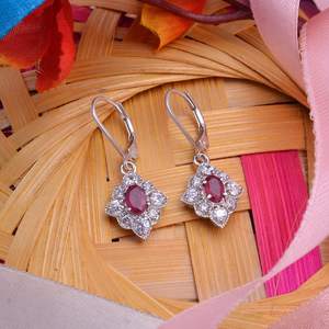 Pendientes delicados de rubí, plata de ley 925, cierre de gancho, joyería artesanal con piedras preciosas, elegante regalo para mujer - Product Image 6