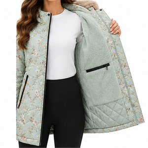 Chaqueta Impermeable para Mujer con Diseño Funcional de Múltiples Bolsillos, Capucha Ajustable y Corte Largo Elegante para el Invierno Moderno - Product Image 6