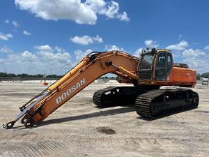 Excavadora Hidráulica sobre Orugas DX480LC 2007 para Obras de Construcción Pesada, Movimiento de Tierras y Proyectos Mineros - Product Image 3