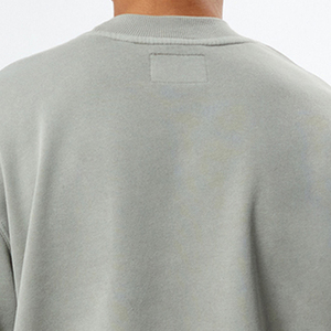 เสื้อสเวตเชิ้ตคอกลมแบบหนาสำหรับฤดูหนาวปี 2025 ขายส่ง เสื้อโอเวอร์ไซส์สำหรับผู้ชาย รับผลิตแบบ OEM พร้อมบริการออกแบบ - Product Image 5