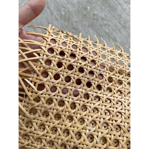 หวายสานสีน้ำตาลแบบเปิดสไตล์ชนบทสำหรับเฟอร์นิเจอร์วินเทจ ผลิตในเวียดนาม พร้อมด้ามจับหวายสำหรับตกแต่ง - Product Image 1