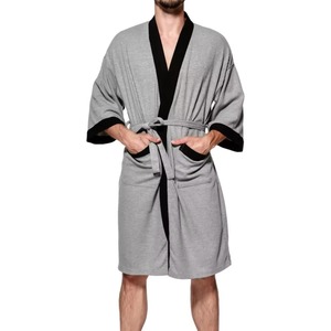 Bata de Baño Informal de Franela para Hombre, Corte Holgado y Ligero, Material Suave, Transpirable, Duradero y Antibacteriano - Product Image 1