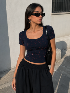 Top corto rojo brillante con pedrería, personalizado con la marca, camiseta de mujer de media manga, ropa deportiva, camiseta de algodón tejido para mujer - Product Image 4