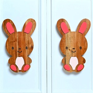 Tiradores de Madera de Acacia Hechos a Mano con Forma de Conejo para Puertas, Cajones, Cómodas y Armarios, Ideales para Cuartos de Niños - Product Image 1