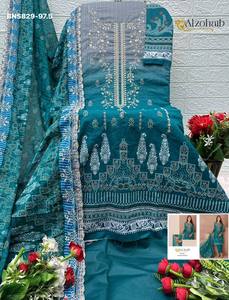 Conjunto de Salwar Kameez y Dupatta de Algodón con Estampado y Bordado para Uso Casual, Buen Precio, Exportador de Moda Femenina - Product Image 5