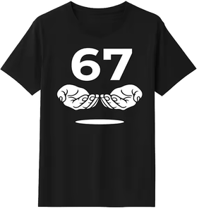 เสื้อยืดผ้าฝ้ายสีดำสำหรับผู้ชาย พิมพ์ลายกราฟิกตัวเลข 67 แบบโดดเด่น เนื้อผ้านุ่ม ระบายอากาศได้ดี คอกลม ทรงปกติ พิมพ์ลายทนทาน สไตล์สตรีทแวร์ - Product Image 1