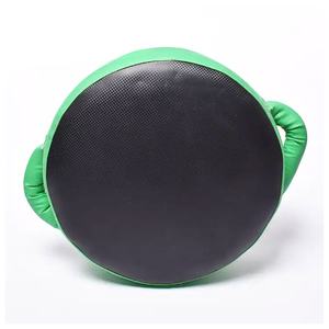 Escudo de Boxeo Personalizado al por Mayor, de Cuero Vacuno, para Entrenamiento de MMA y Muay Thai, con Relleno de Agua - Product Image 2