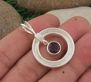 Collar de Plata de Ley 925 Chapado en Platino Hecho a Mano con Granate Rojo Natural Vintage, Joyería de Piedra Natal de Enero, Venta al por Mayor - Product Image 4