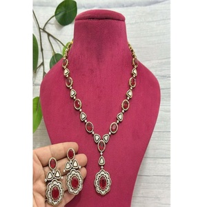 Ensemble Collier et Boucles d'Oreilles en Laiton Plaqué Or de Qualité Supérieure, Orné de Kundan, Moissanite et Meena, pour Femme, Tendance Mariage Traditionnel - Product Image 2
