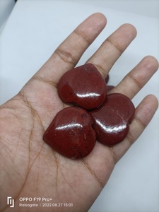หินแจสเปอร์สีแดงธรรมชาติรูปหัวใจขนาดเล็ก ขัดเงา คริสตัลรูปหัวใจแกะสลัก ขายส่ง ของขวัญตกแต่ง - Product Image 4