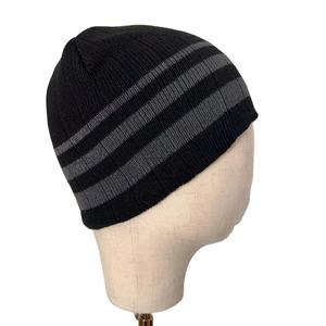 Gorro de Punto Personalizado al por Mayor, Unisex, para Invierno, con Logotipo Bordado Jacquard Personalizado, 100% Acrílico, Moderno, Cómodo y Duradero - Product Image 1